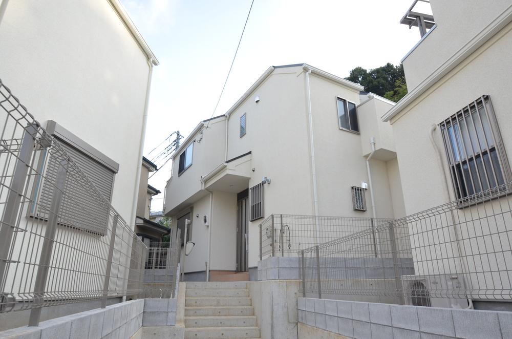 Local appearance photo. Local (11 May 2013) Shooting 5 Building