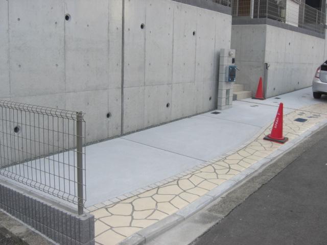 Parking lot. Local (11 May 2013) Shooting