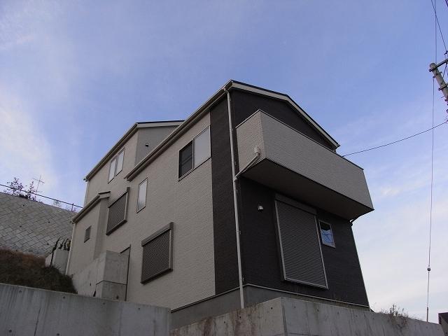 Local appearance photo. Unique between acquisition of D Building ・ For indoor wide 4LDK ☆ (December 16, 2013) Shooting