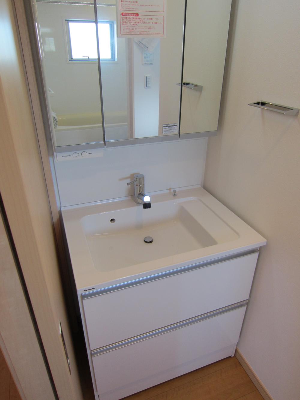 Wash basin, toilet. Local shooting