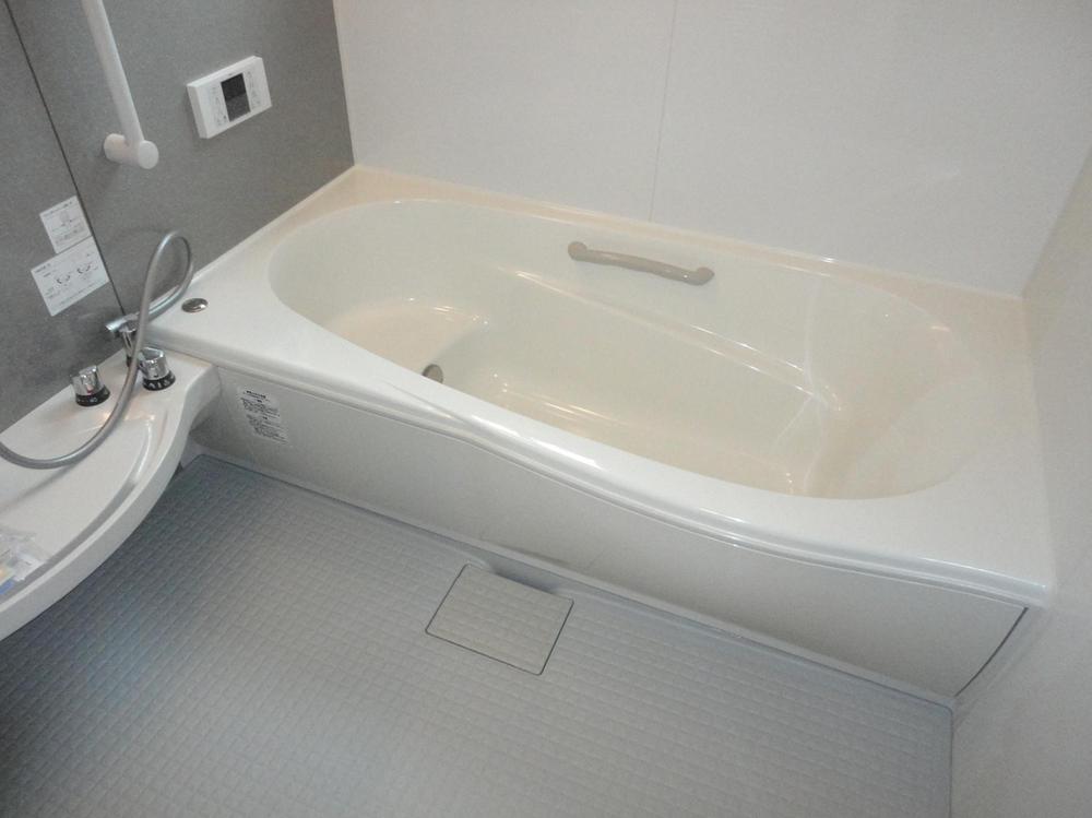 Same specifications photo (bathroom). Same specifications