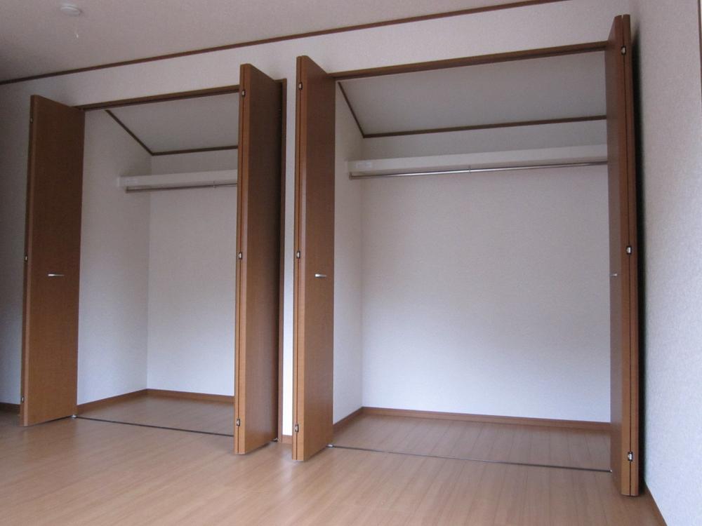 Receipt. Western-style 8.5 Pledge storage