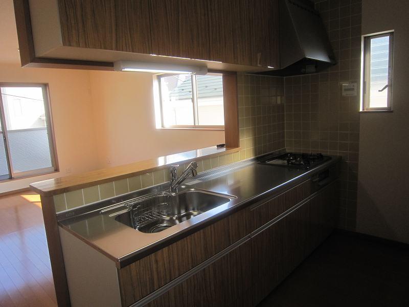 Same specifications photo (kitchen)