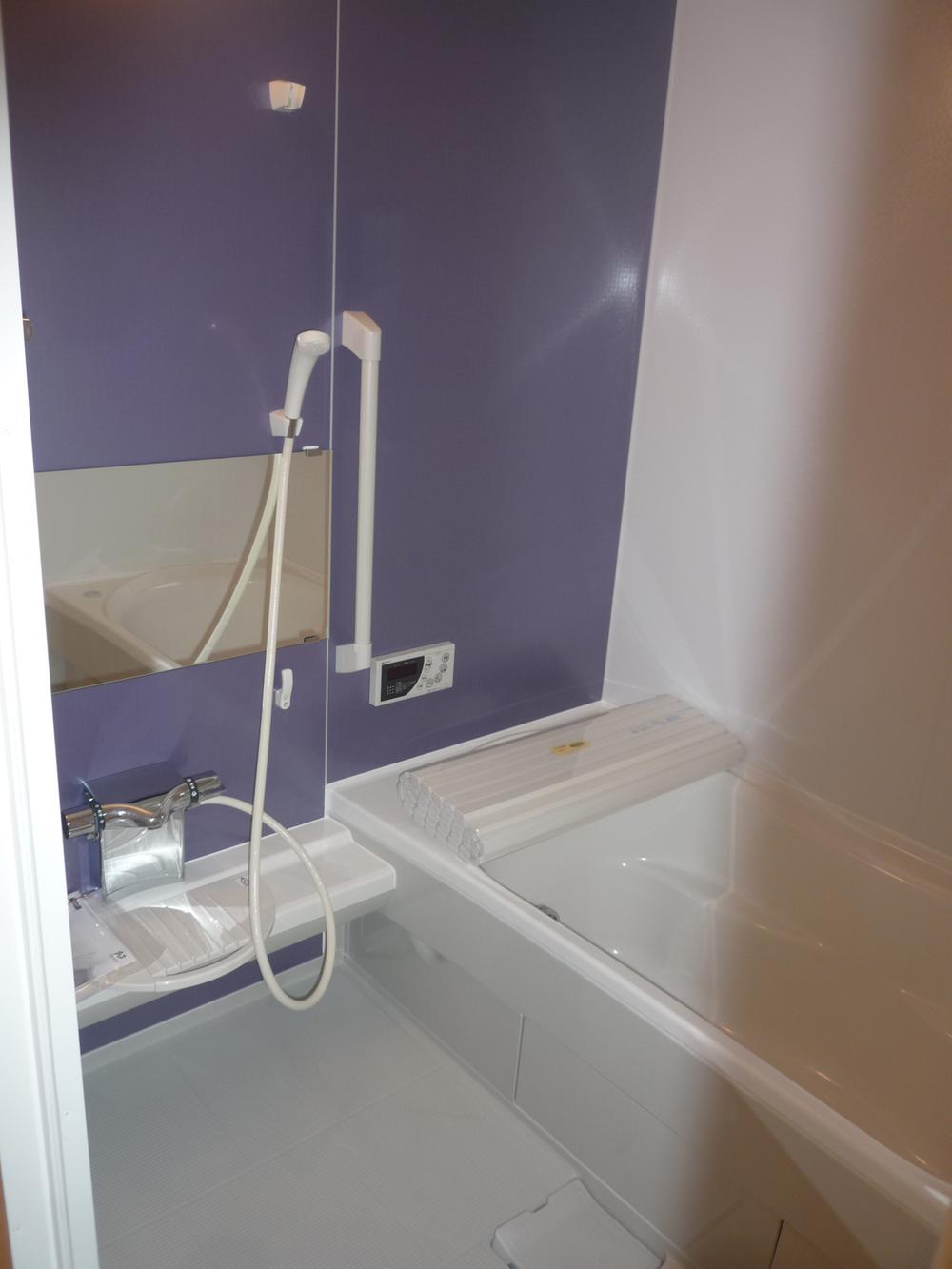 Same specifications photo (bathroom)