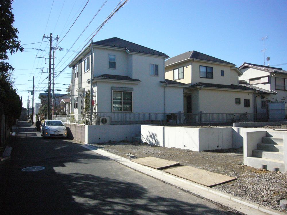 Local photos, including front road. Local (December 24, 2013) Shooting