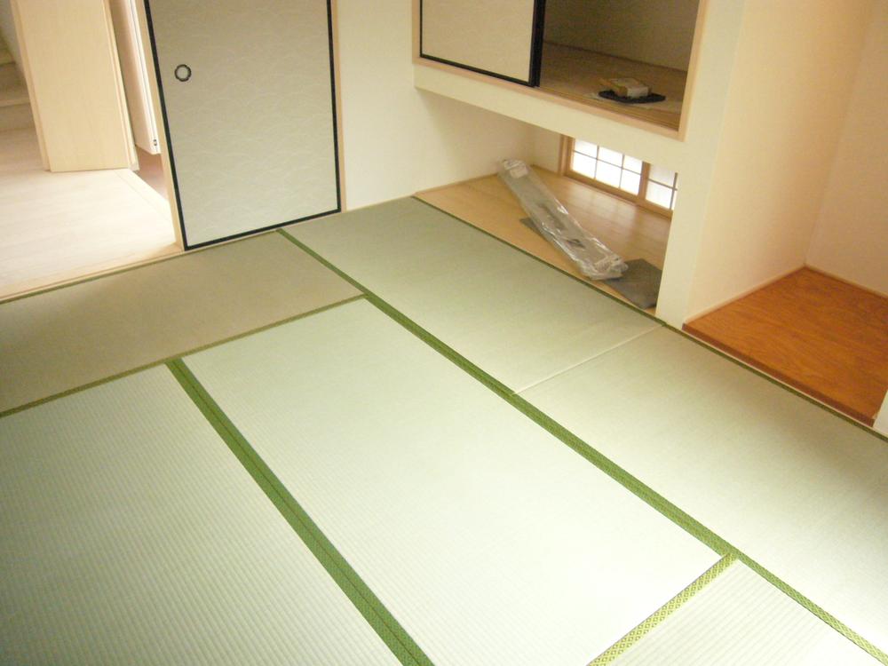 Non-living room. Indoor (August 23, 2013) Shooting