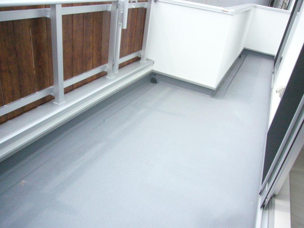 Balcony. Local (August 23, 2013) Shooting