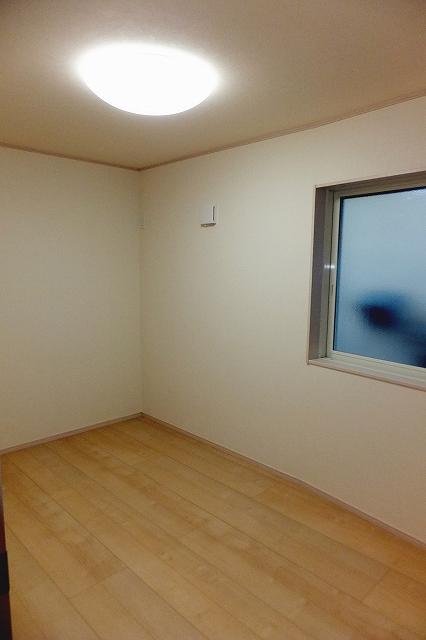 Non-living room. Storeroom (November 26, 2013) Shooting