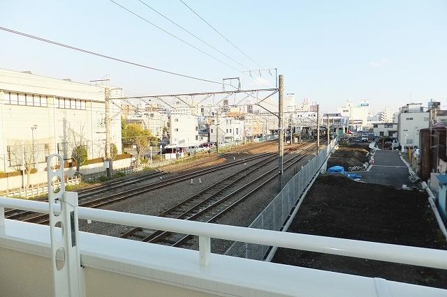 Balcony. (November 26, 2013) Shooting