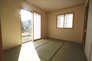 Same specifications photos (Other introspection). Same specifications