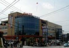 Supermarket. Maruetsu 1069m until the forest Foreo shop of four seasons