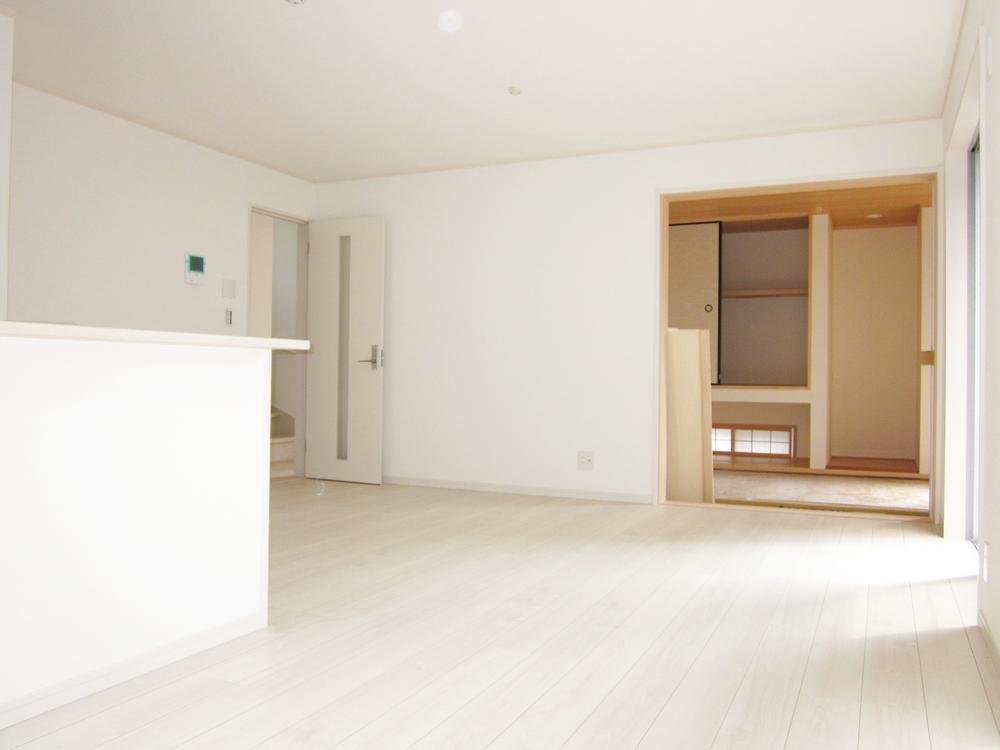 Living. Room (August 2013) Shooting