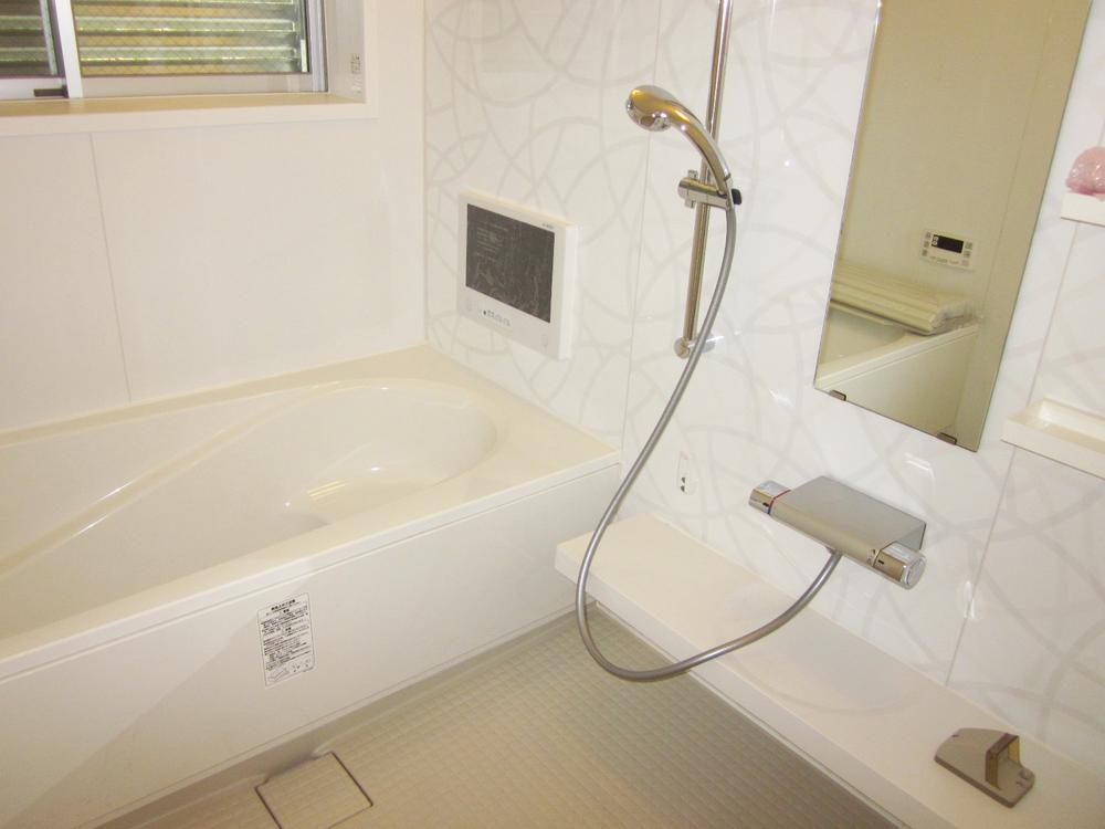 Bathroom. Room (August 2013) Shooting