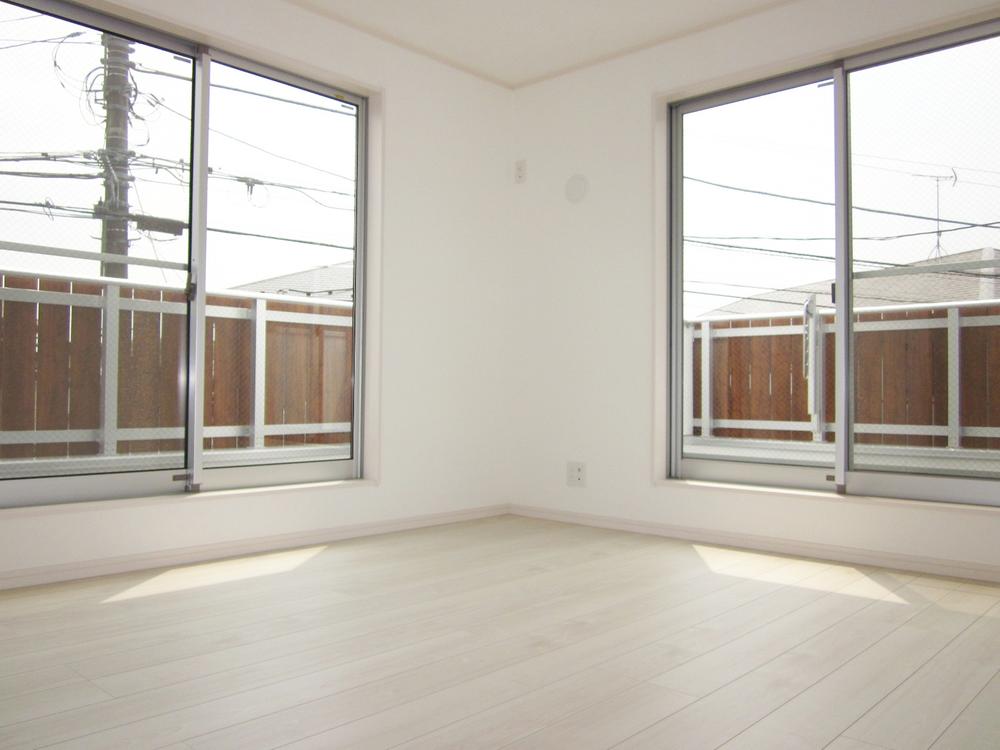 Non-living room. Room (August 2013) Shooting