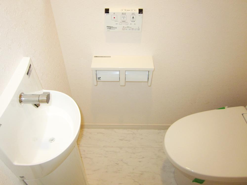 Toilet. Room (August 2013) Shooting