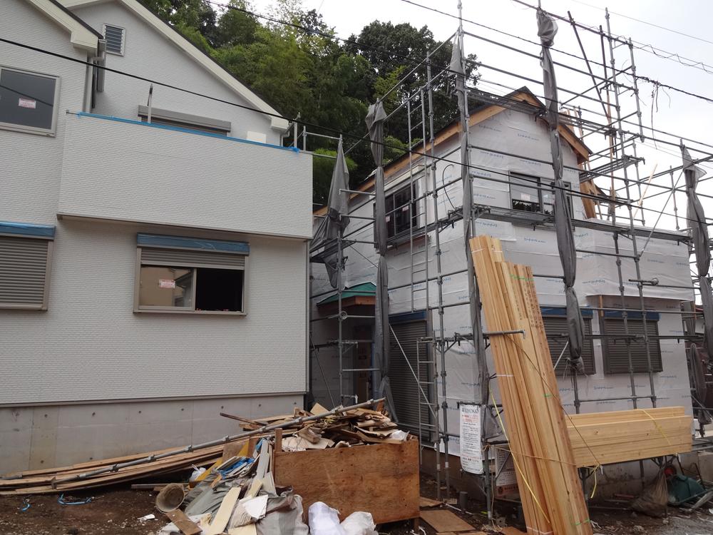 Local appearance photo. Local (10 May 2013) Shooting