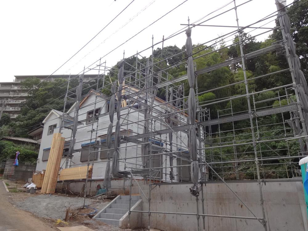 Local appearance photo. Local (10 May 2013) Shooting