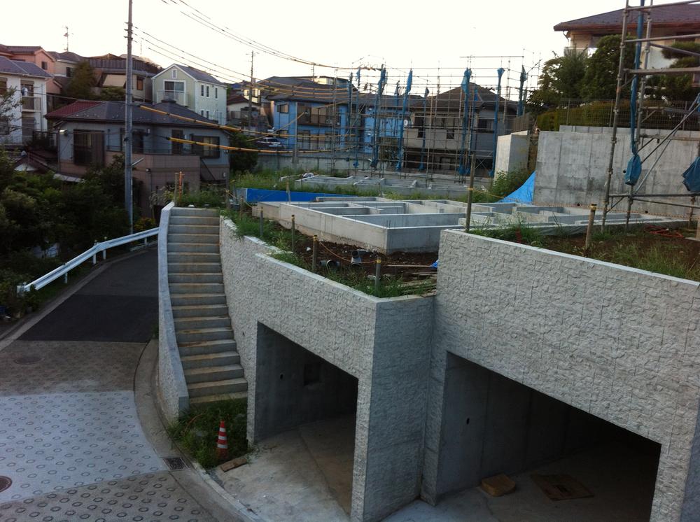 Local photos, including front road. Local (August 2013) Shooting