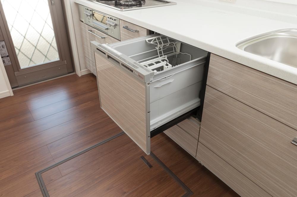 Other Equipment. Reduce the kitchen work, You can wash with a small amount of water compared to hand washing.