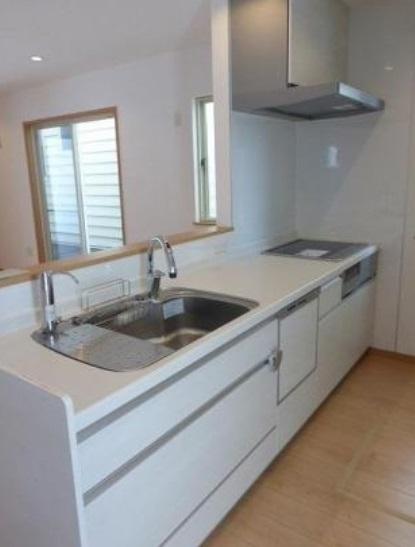 Kitchen. Room (August 2013) Shooting