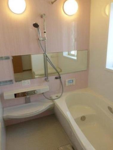 Bathroom. Room (August 2013) Shooting