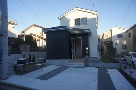 Local appearance photo. 1 Building appearance