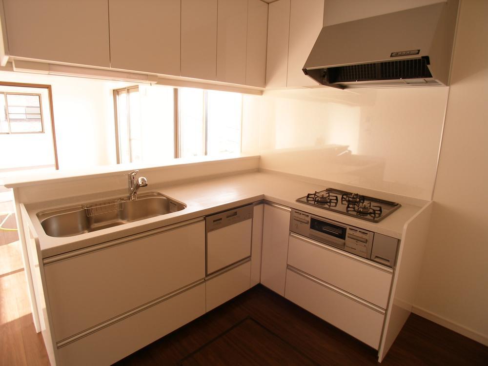 Same specifications photo (kitchen). Kitchen of the same specification