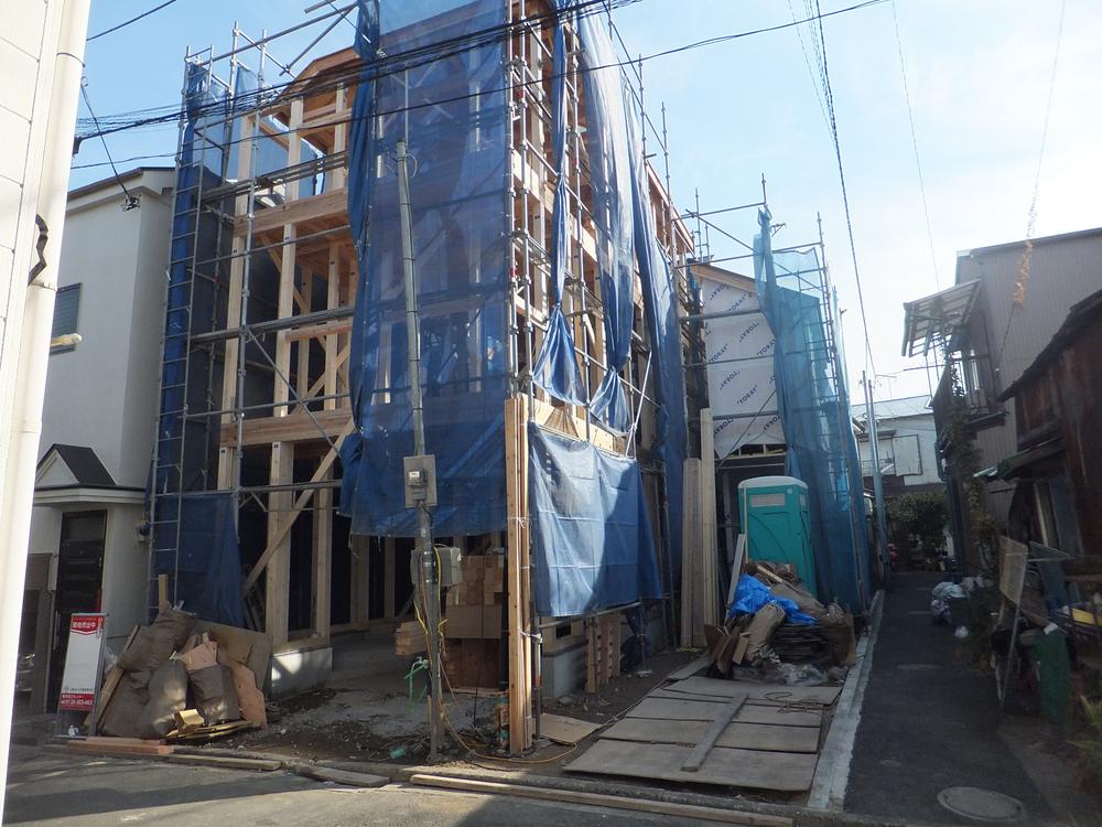 Other local. Local (12 May 2013) Shooting