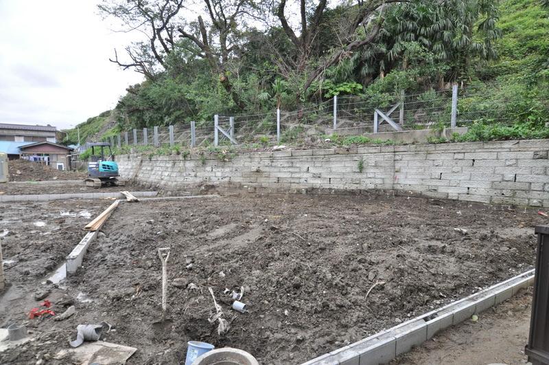 Local appearance photo. It is a quiet residential area