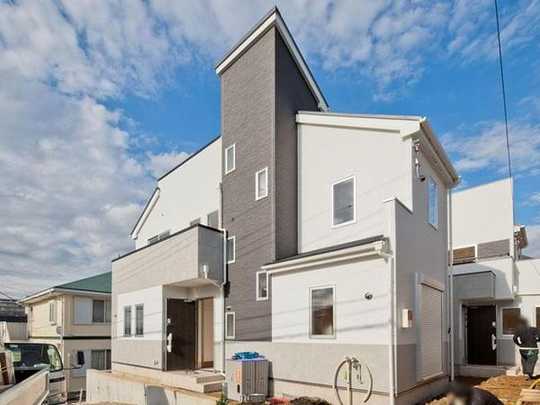 Local appearance photo. Building exterior shooting