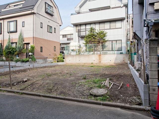 Local land photo. Kyokyusen "Koganecho" station a 2-minute walk of the good location! Local (12 May 2013) Shooting