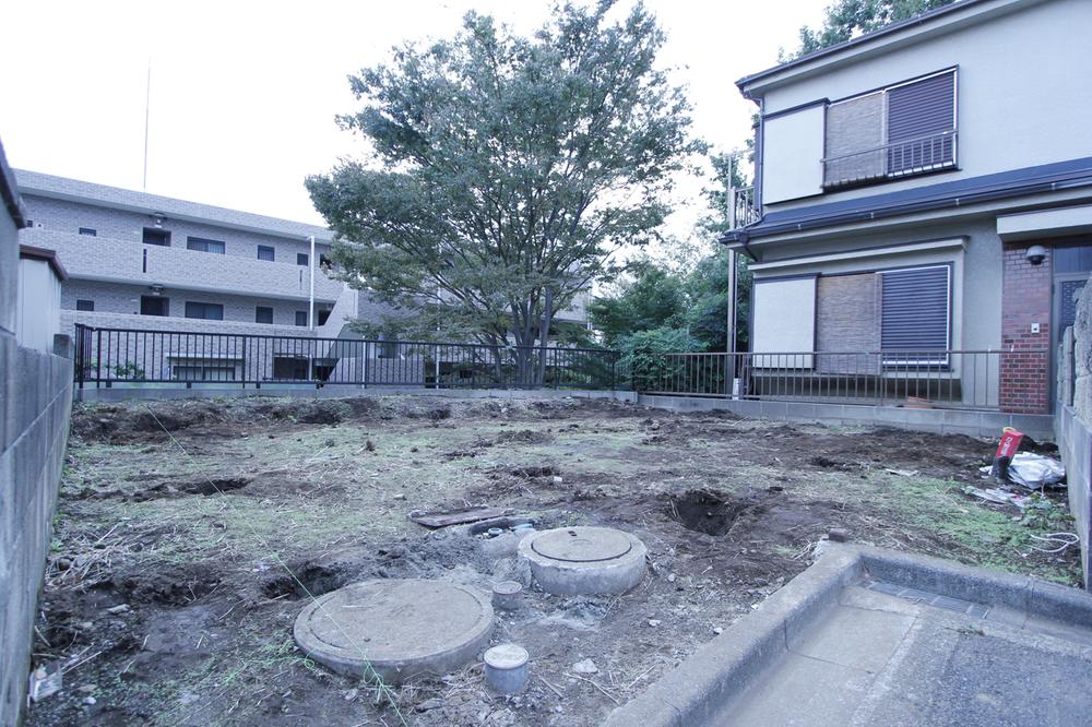 Local appearance photo. Local (10 May 2013) Shooting