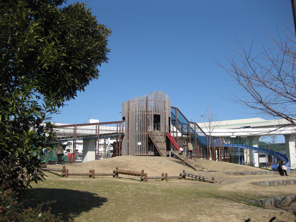 park. 533m to Makita park