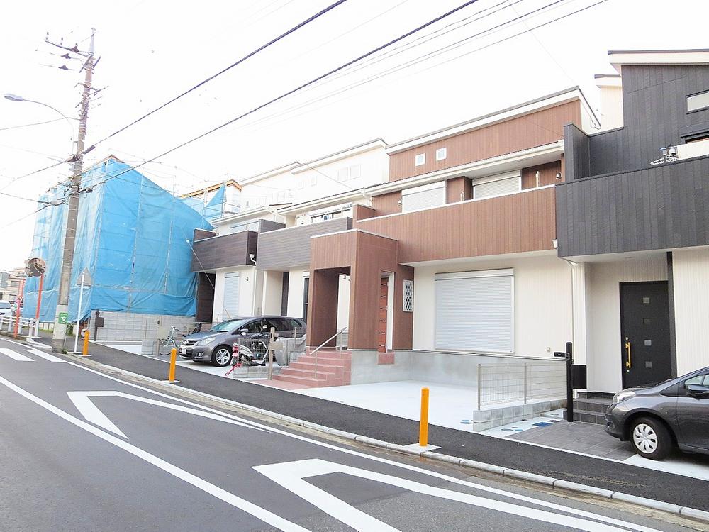 Local photos, including front road. Parking, Happy also not good wife of the garage, Fathom ~ Front road have! Local (11 May 2013) Shooting