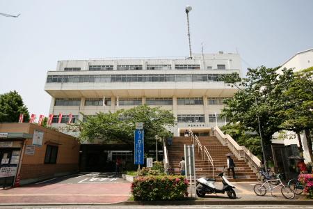 Government office. 1180m to the south ward office