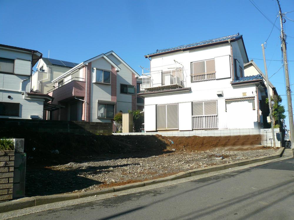 Local appearance photo. Local (10 May 2013) Shooting