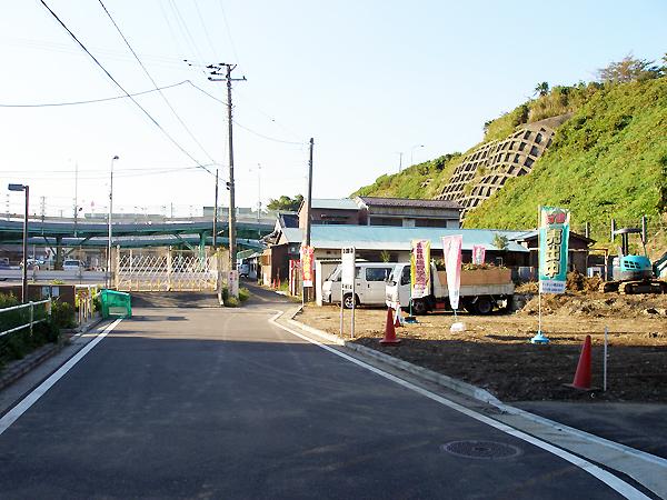 Local photos, including front road. Local (September 2013) Shooting