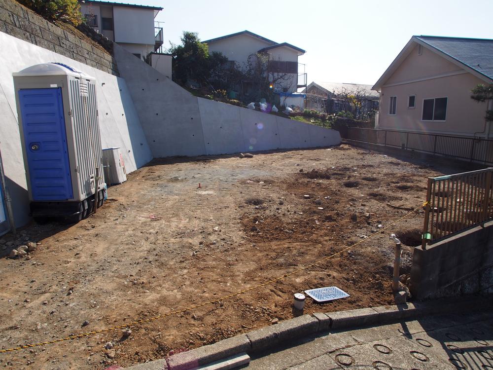 Local appearance photo. Local (12 May 2013) Shooting