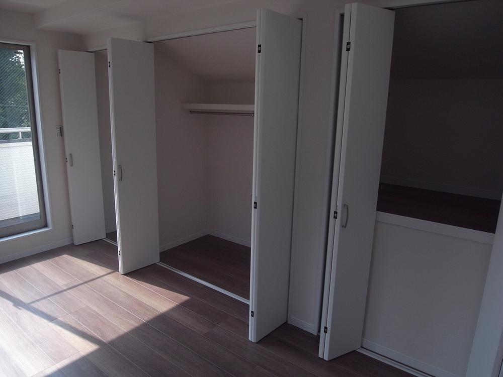 Non-living room. Indoor (September 2013) Shooting