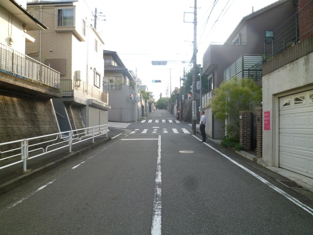 Local photos, including front road. Local (September 2013) Shooting