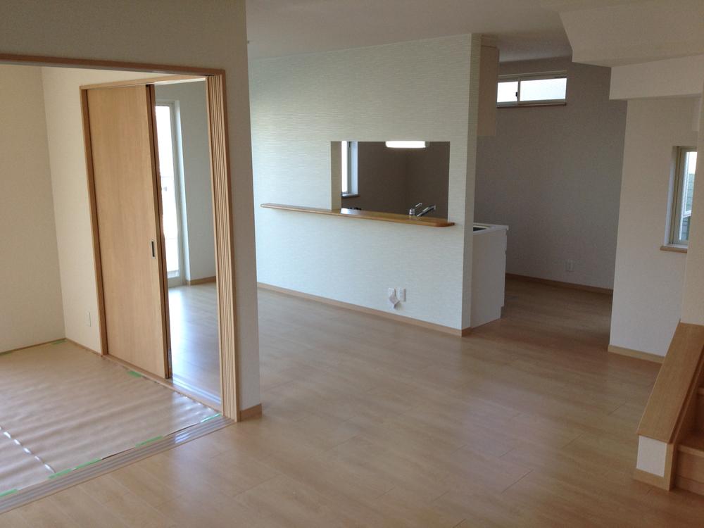 Living. Local (12 May 2013) Shooting