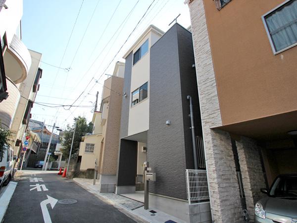 Local appearance photo. Local Photos