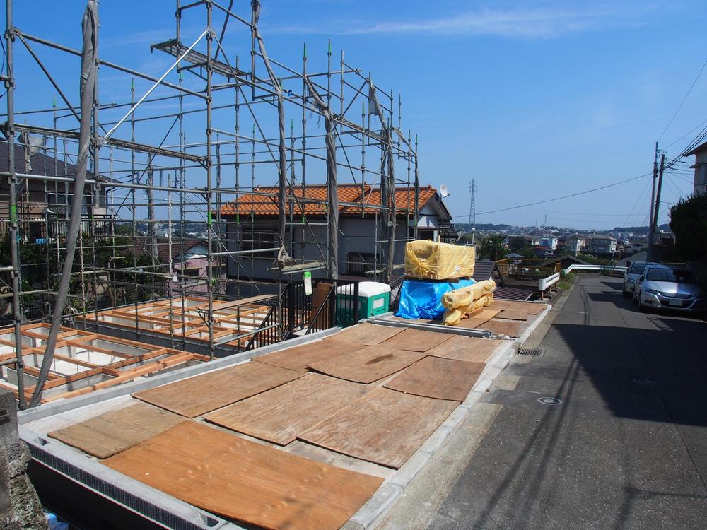 Local photos, including front road. Local (August 2013) Shooting