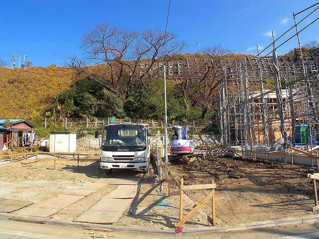 Local appearance photo. Local (12 May 2013) Shooting