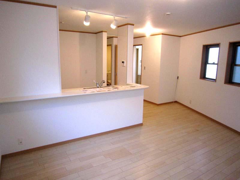 Living. Indoor (12 May 2013) Shooting