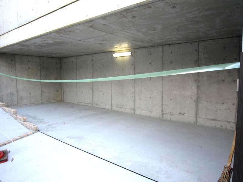 Local appearance photo. Local (12 May 2013) Shooting