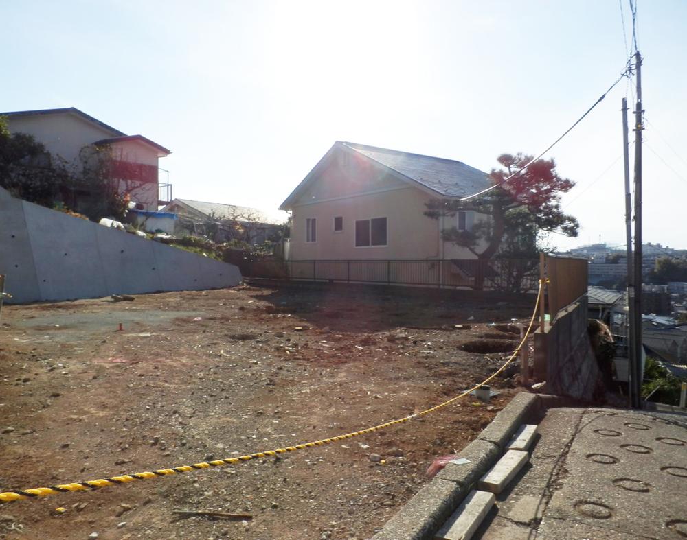 Local appearance photo. Good per yang! Car space two Allowed! Site area 37 square meters! (B Building) large 4LDK ~ 5LDK ☆ Local (12 May 2013) Shooting