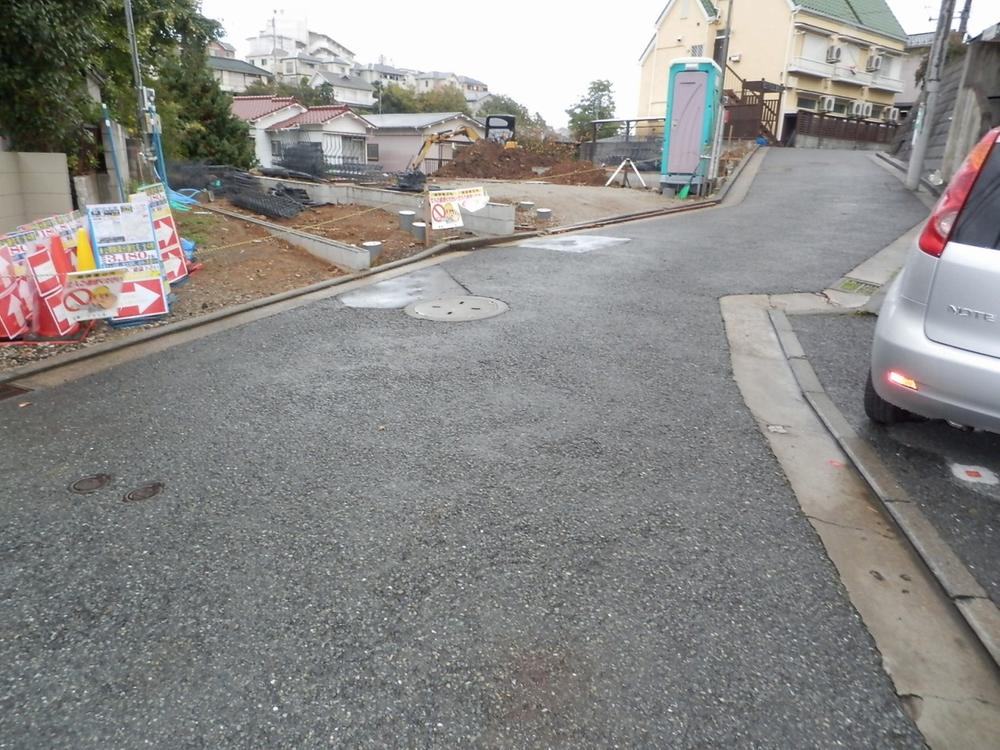 Local photos, including front road. Local (November 11, 2013) Shooting It is a photograph of local, including the front road.