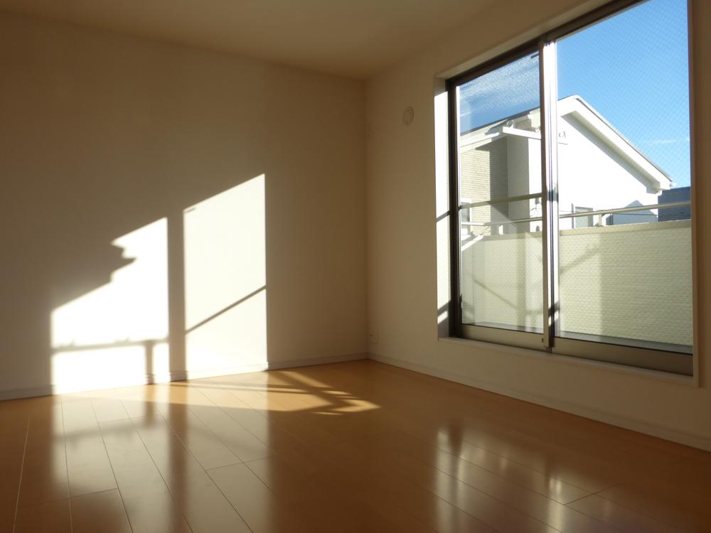 Non-living room. 1 Building Indoor (December 22, 2013) Shooting The window is the big open