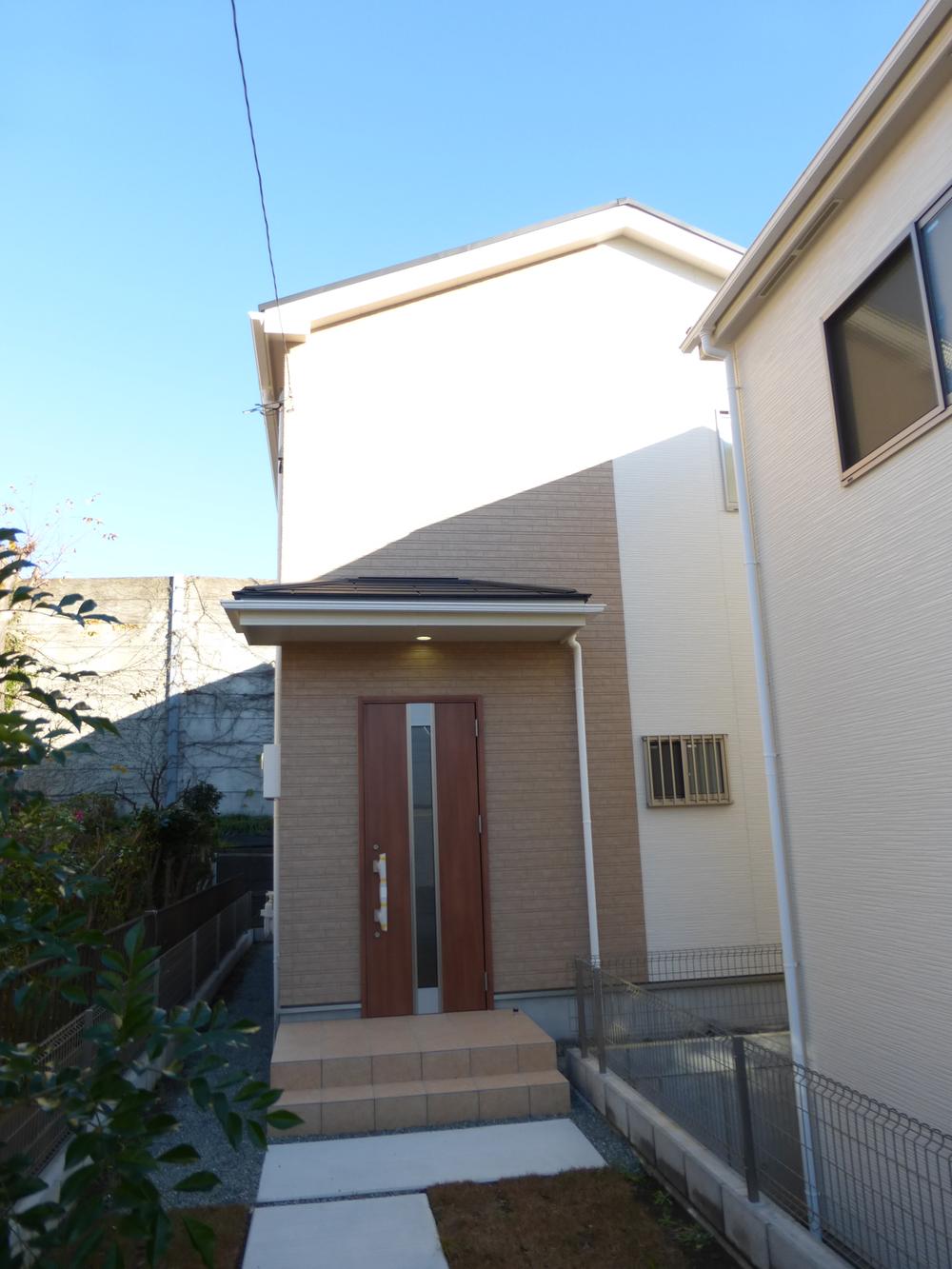 Local appearance photo. Building 2 Local (December 22, 2013) Shooting